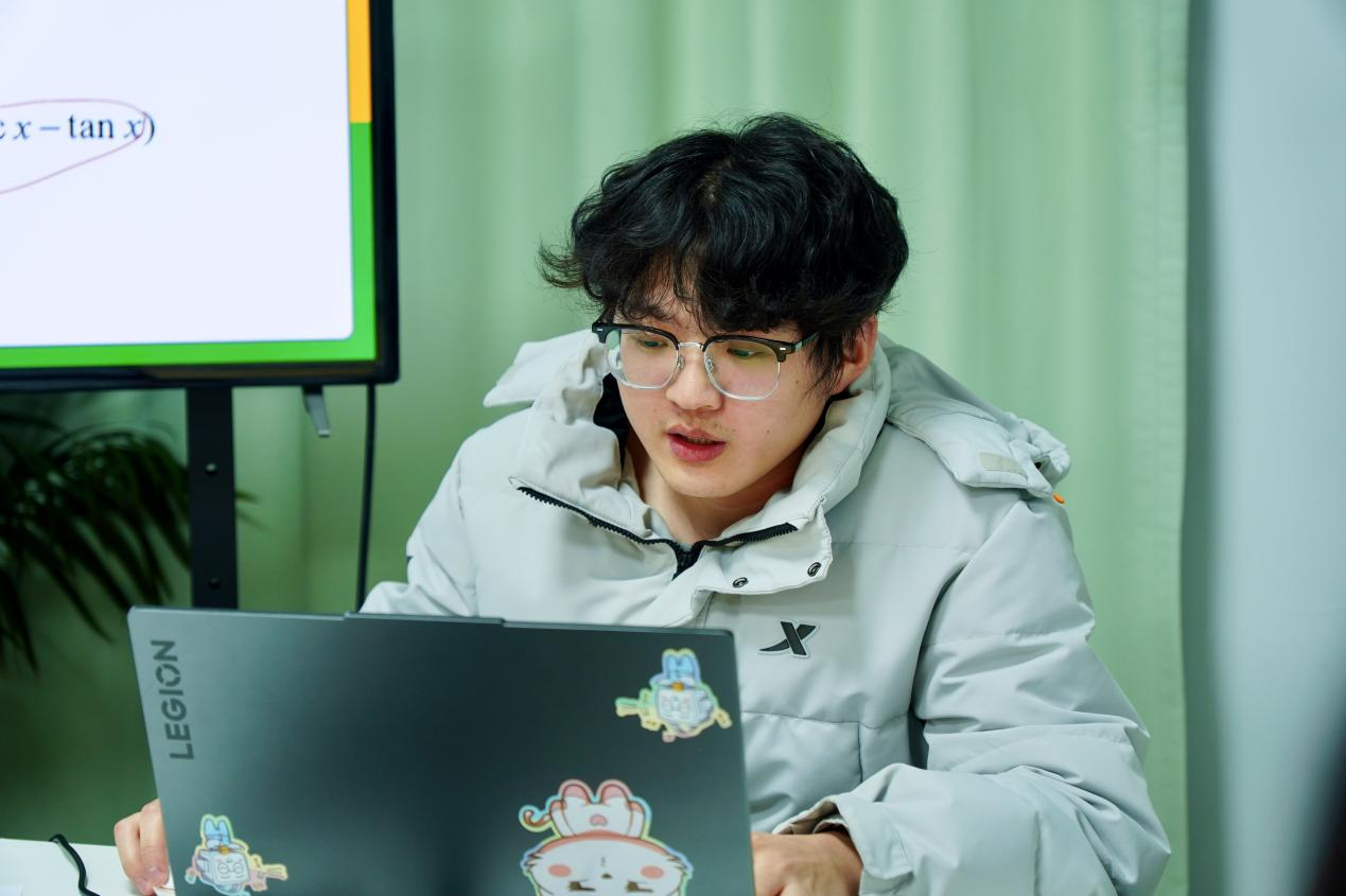 图片2.png 图片2.png