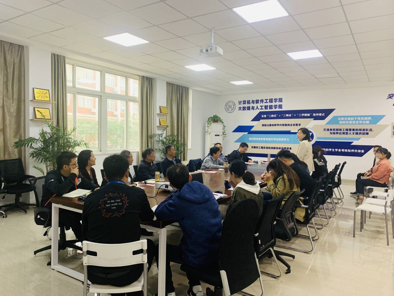 图片18.png 图片18.png