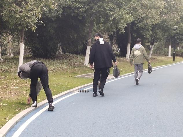 图片2.png 图片2.png