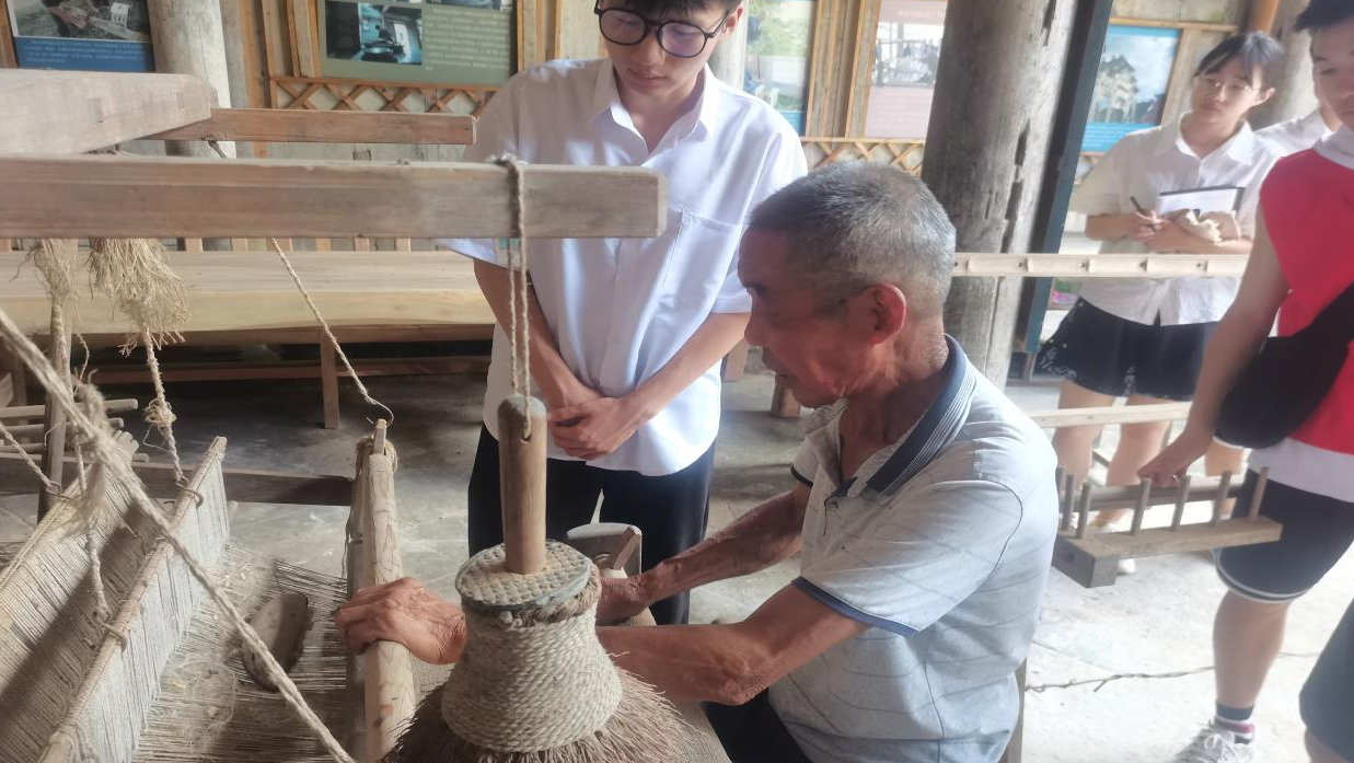 屏幕截图 2021-08-10 214055.png 屏幕截图 2021-08-10 214055.png