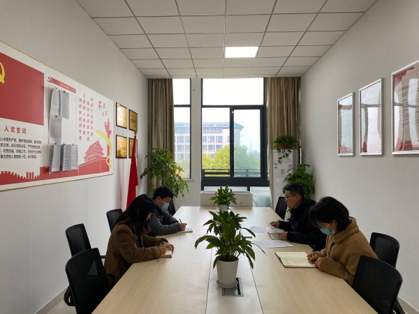 图片2(1).jpg 图片2(1).jpg