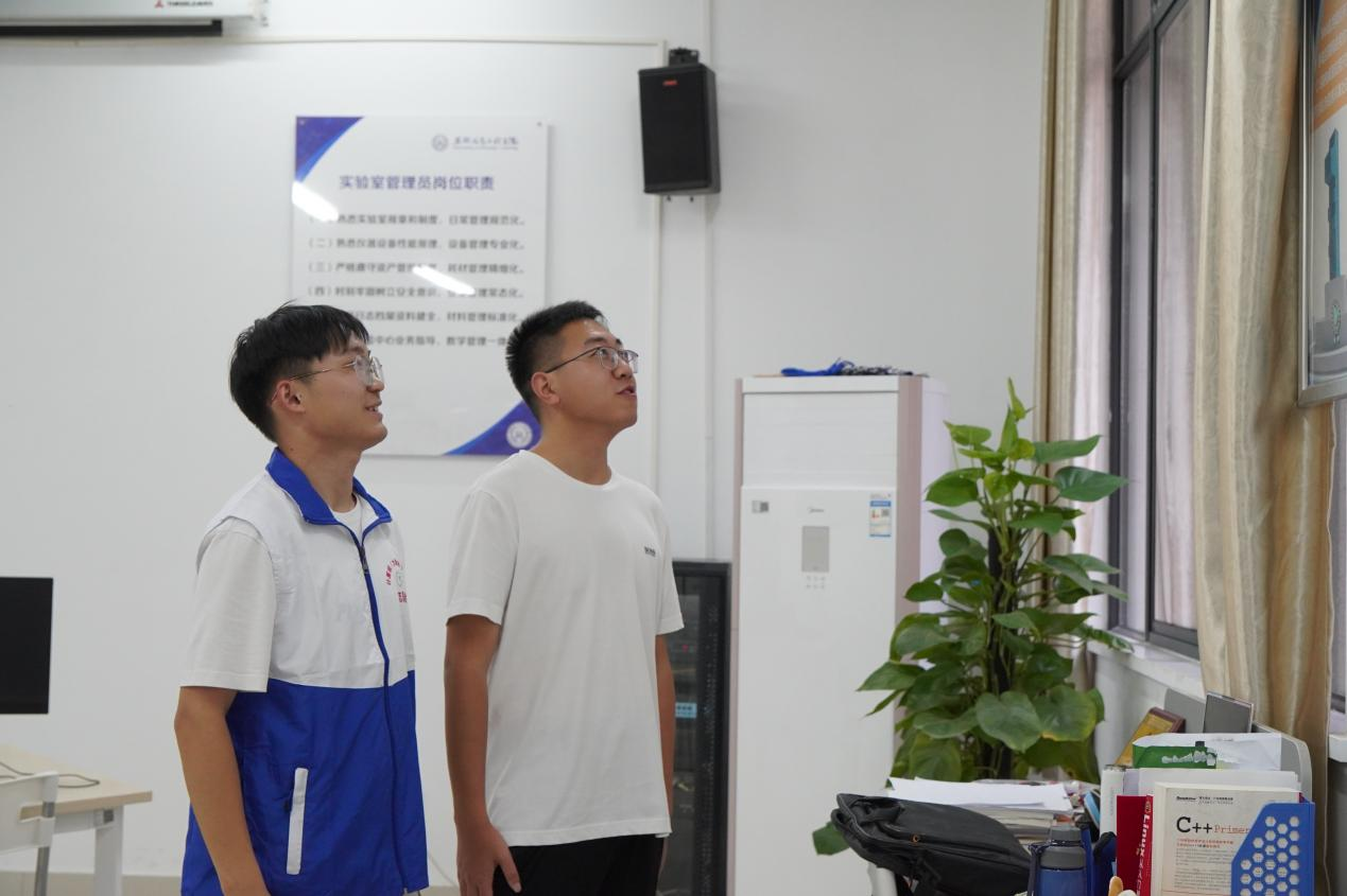 图片4.png 图片4.png