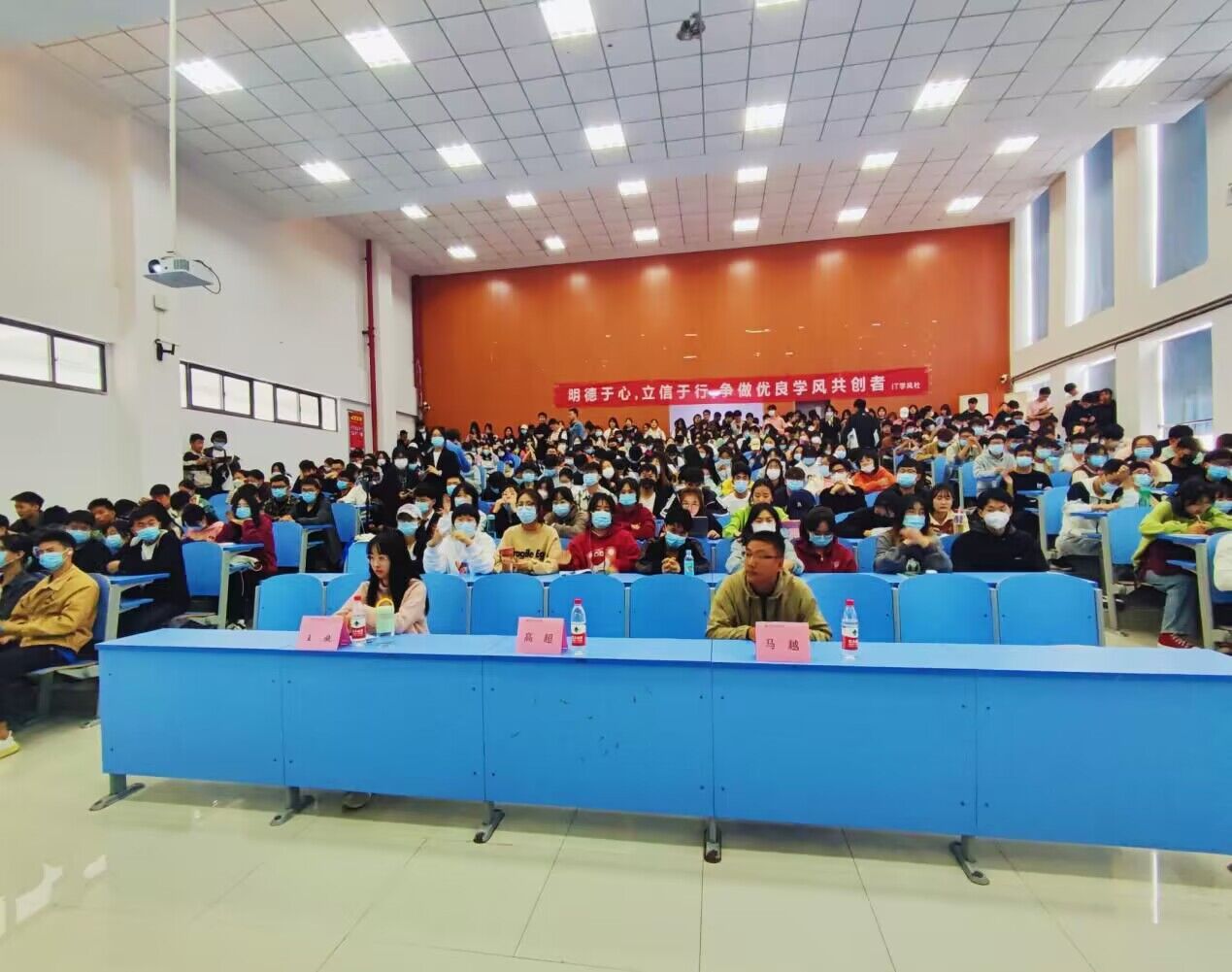 QQ图片20221128184438.jpg QQ图片20221128184438.jpg