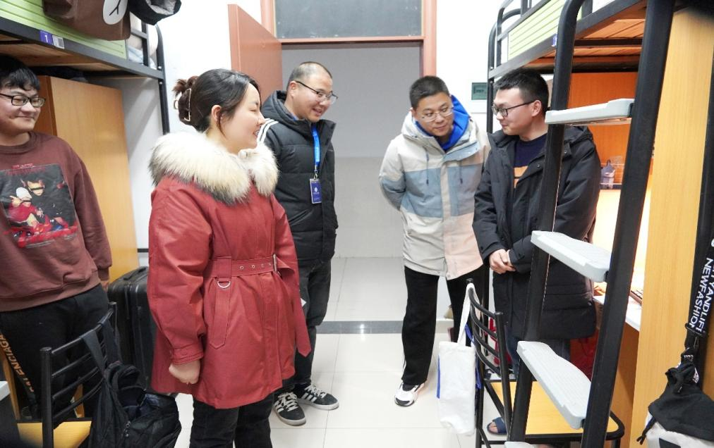 图片2.png 图片2.png