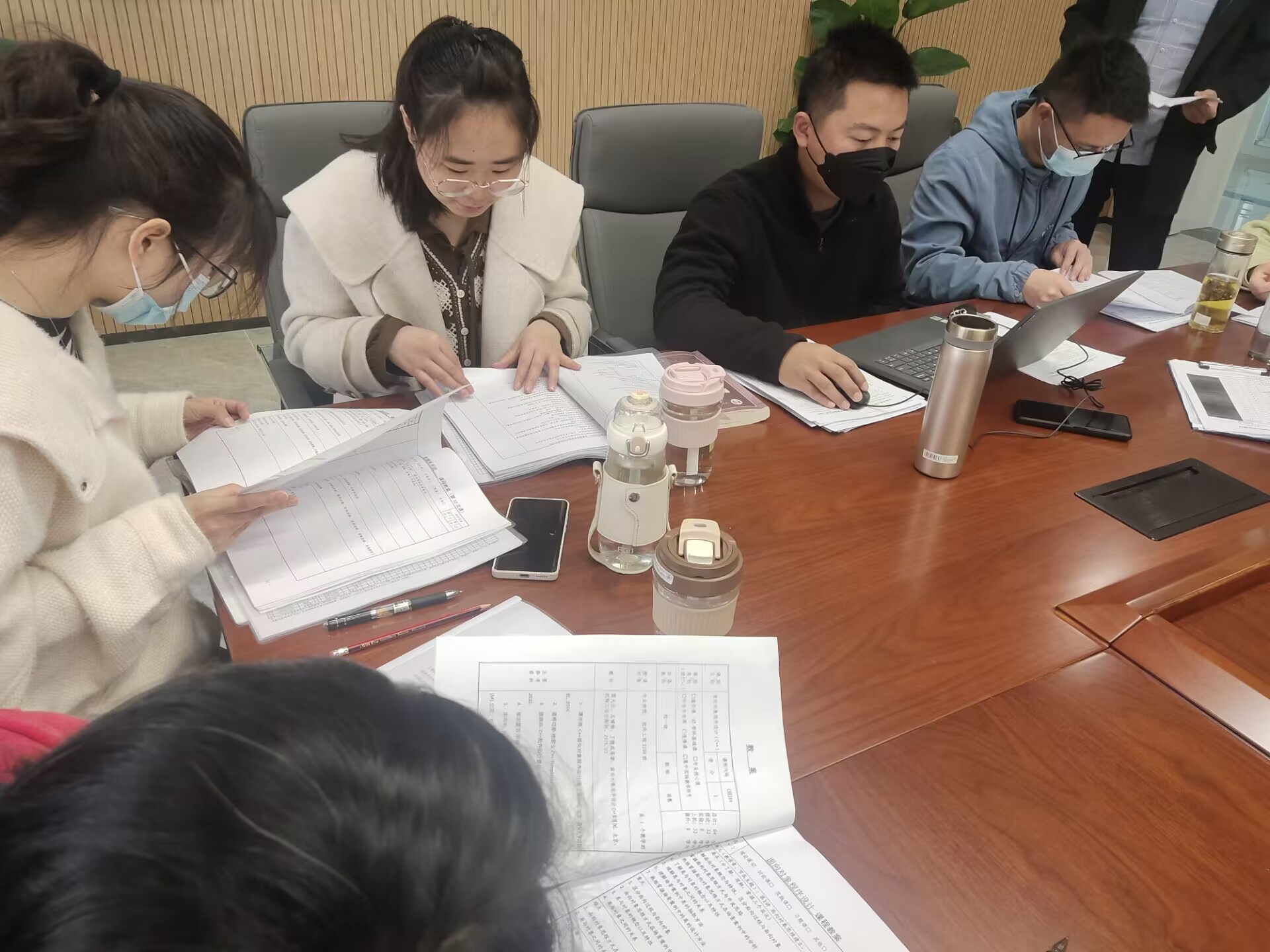 图片2.png 图片2.png