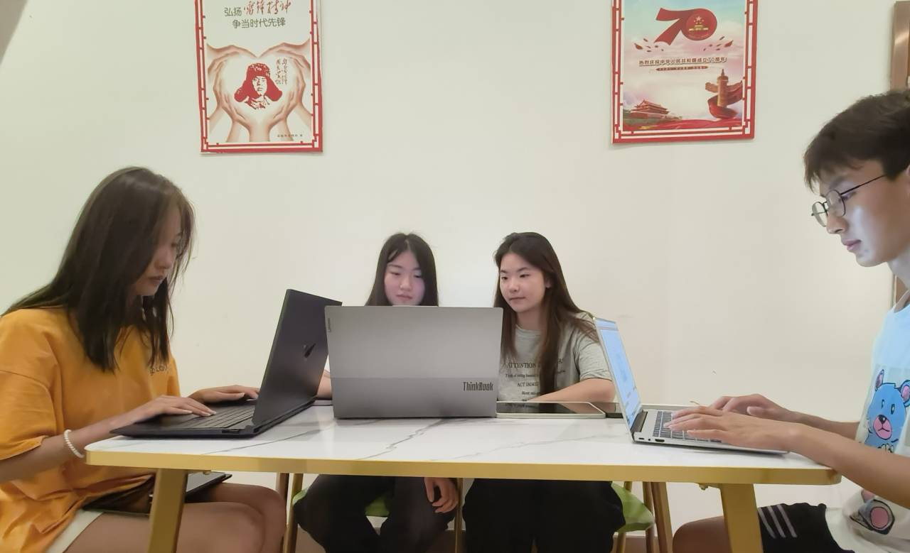 图片2.png 图片2.png