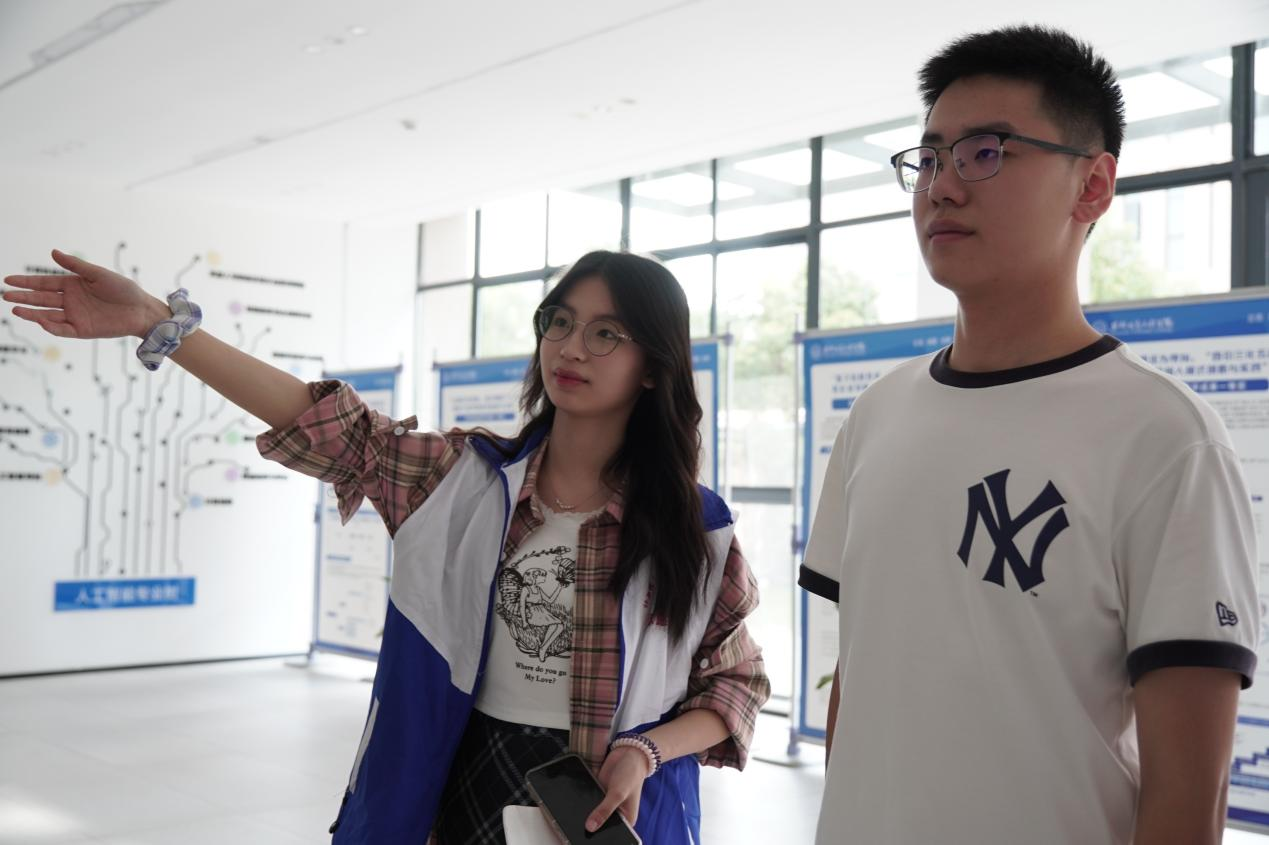 图片2.png 图片2.png