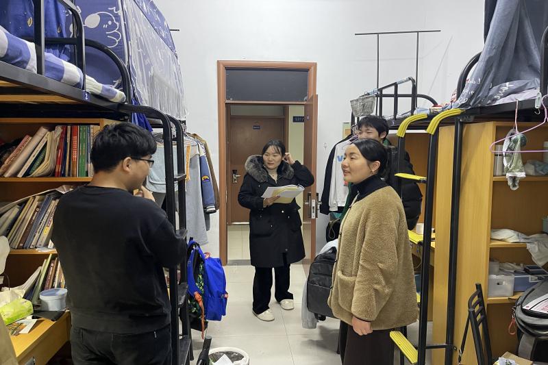 图片4.jpg 图片4.jpg