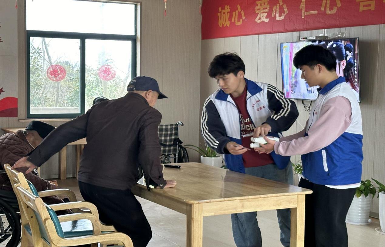 图片10.jpg 图片10.jpg