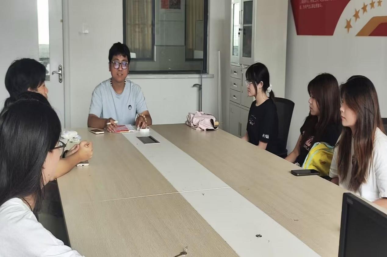 图片2.jpg 图片2.jpg