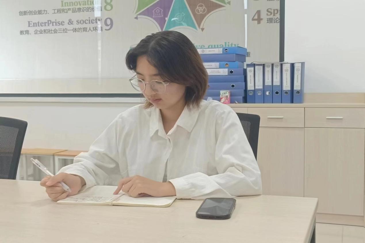 图片3.jpg 图片3.jpg