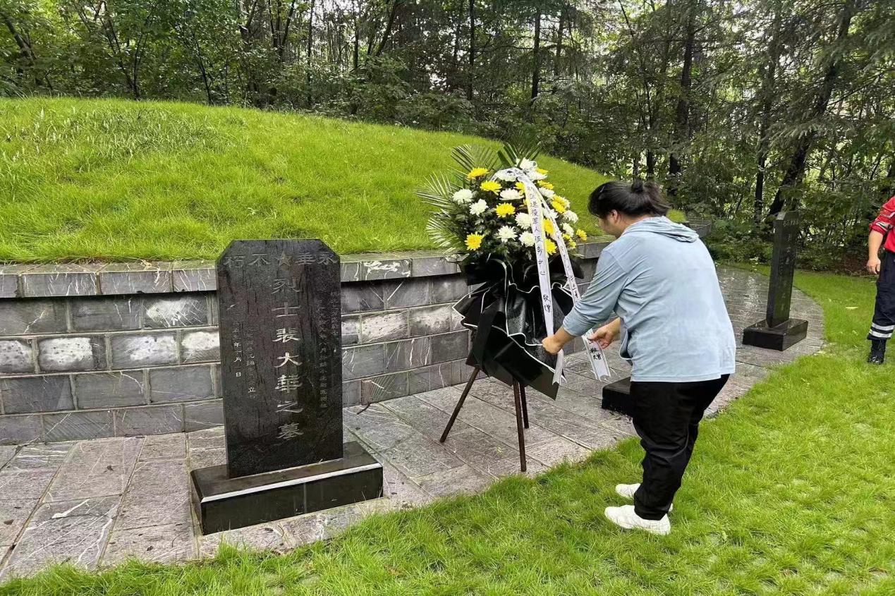 图片1.jpg 图片1.jpg