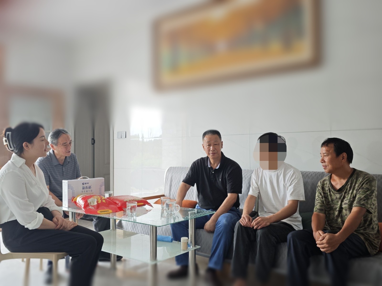 图片2.jpg 图片2.jpg