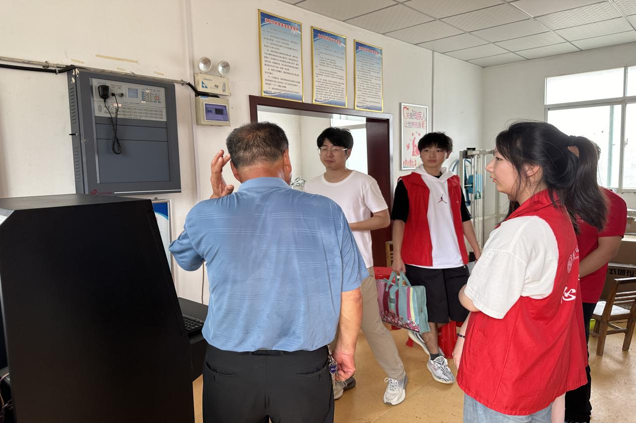 图片2.jpg 图片2.jpg