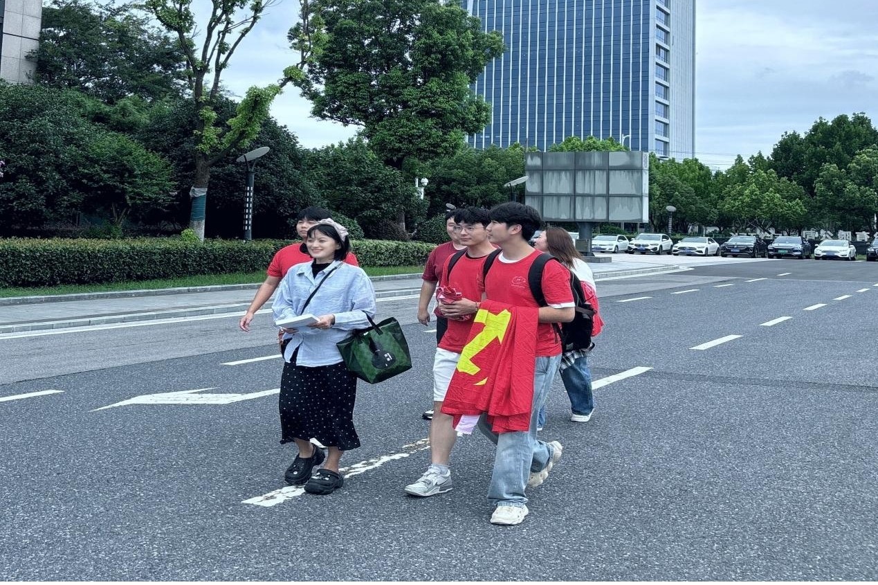 图片4.jpg 图片4.jpg