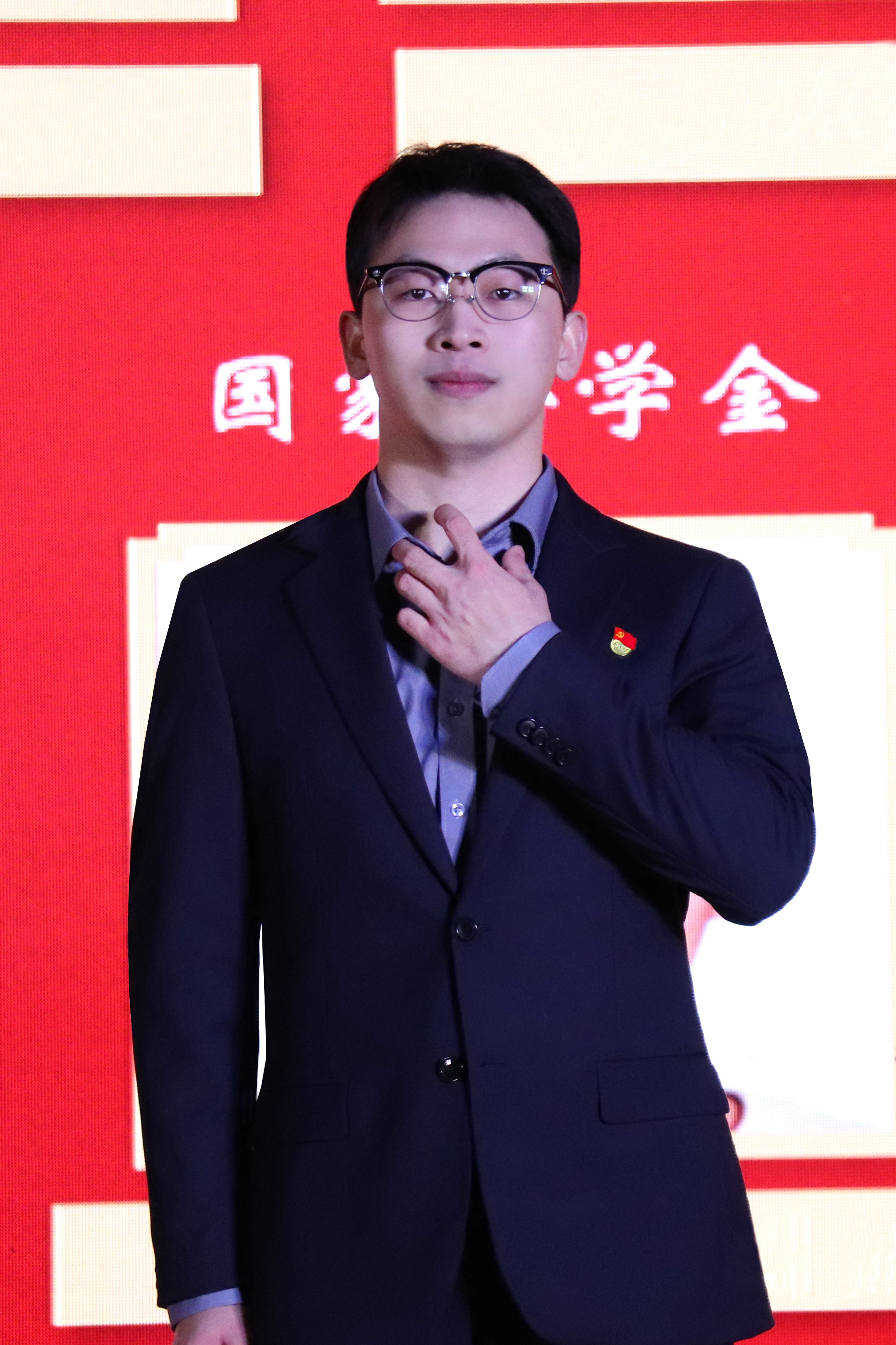 图片3.jpg 图片3.jpg