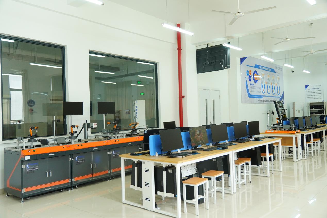 图片8.jpg 图片8.jpg