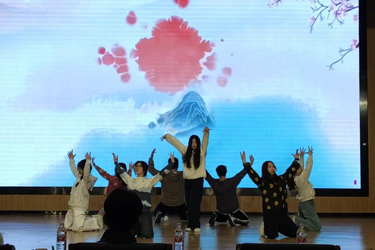 图片2.png 图片2.png