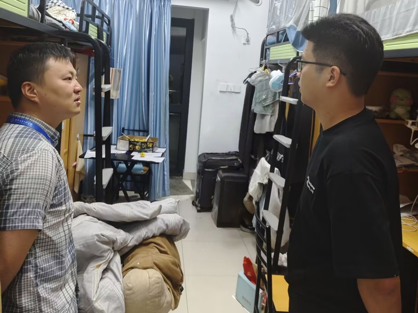 图片2.png 图片2.png