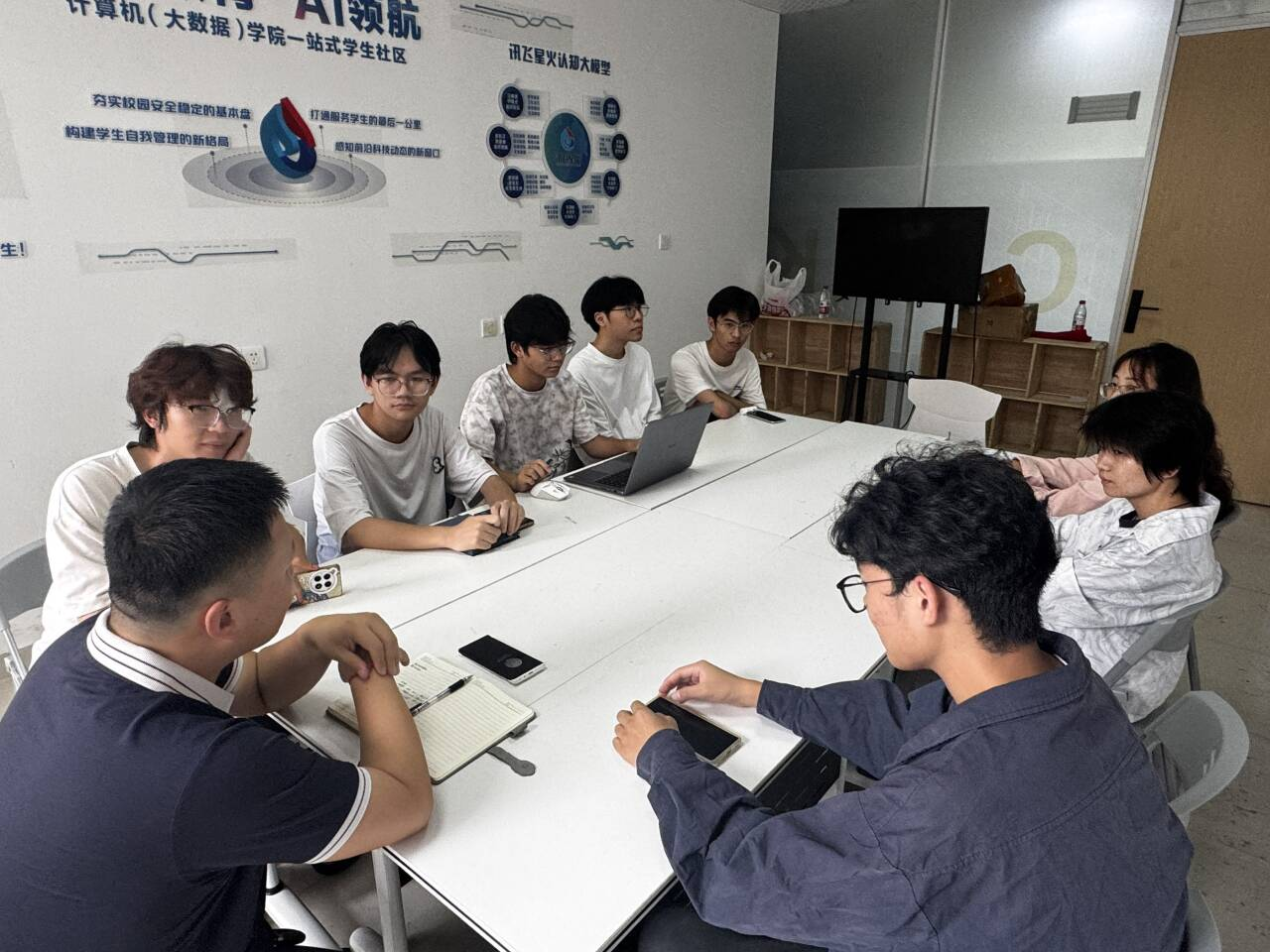 图片2.png 图片2.png